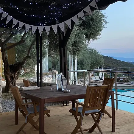 Melolia Estate 아파트 *